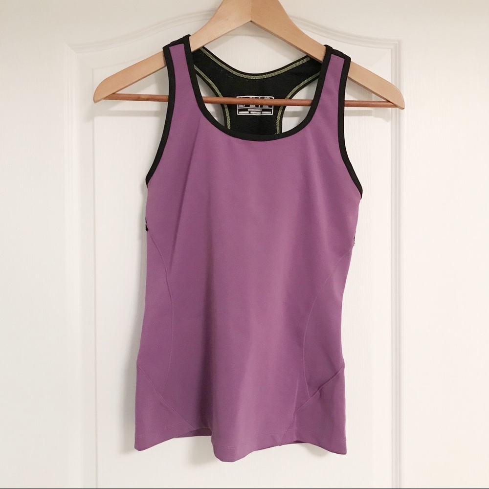 New Balance running top with built-in bra